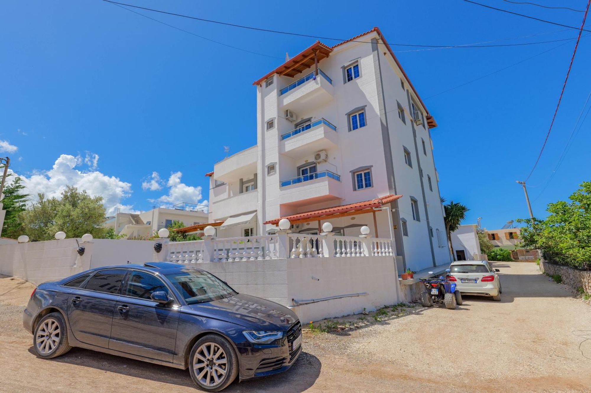 Hotel Deja Vu Ksamil Exterior foto