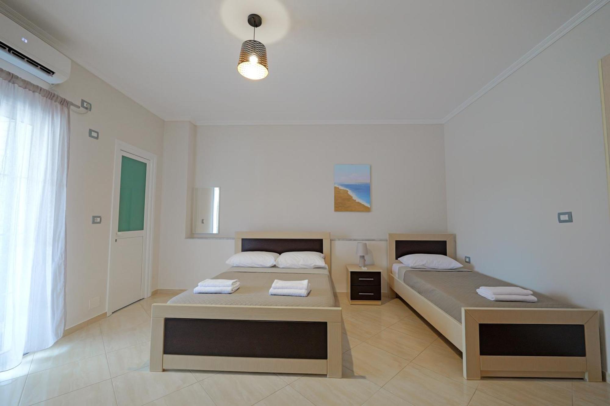 Hotel Deja Vu Ksamil Quarto foto